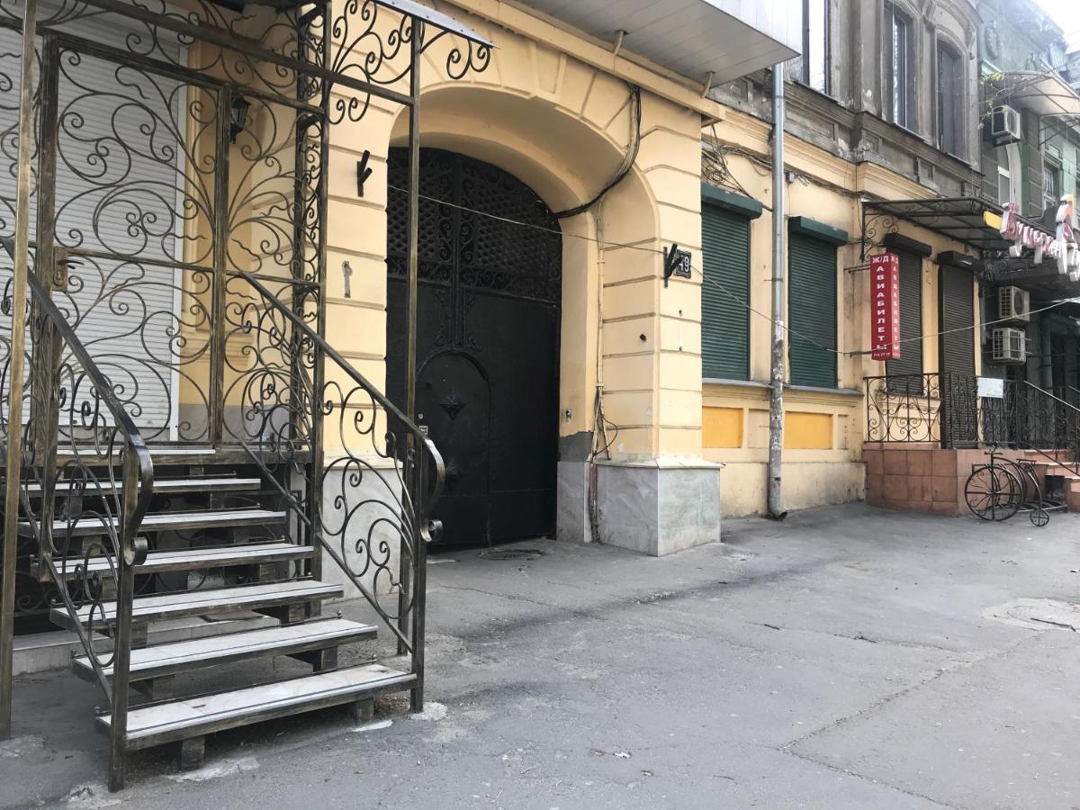 Uspenskay/Pushckinskay Apartament Odessa Zewnętrze zdjęcie
